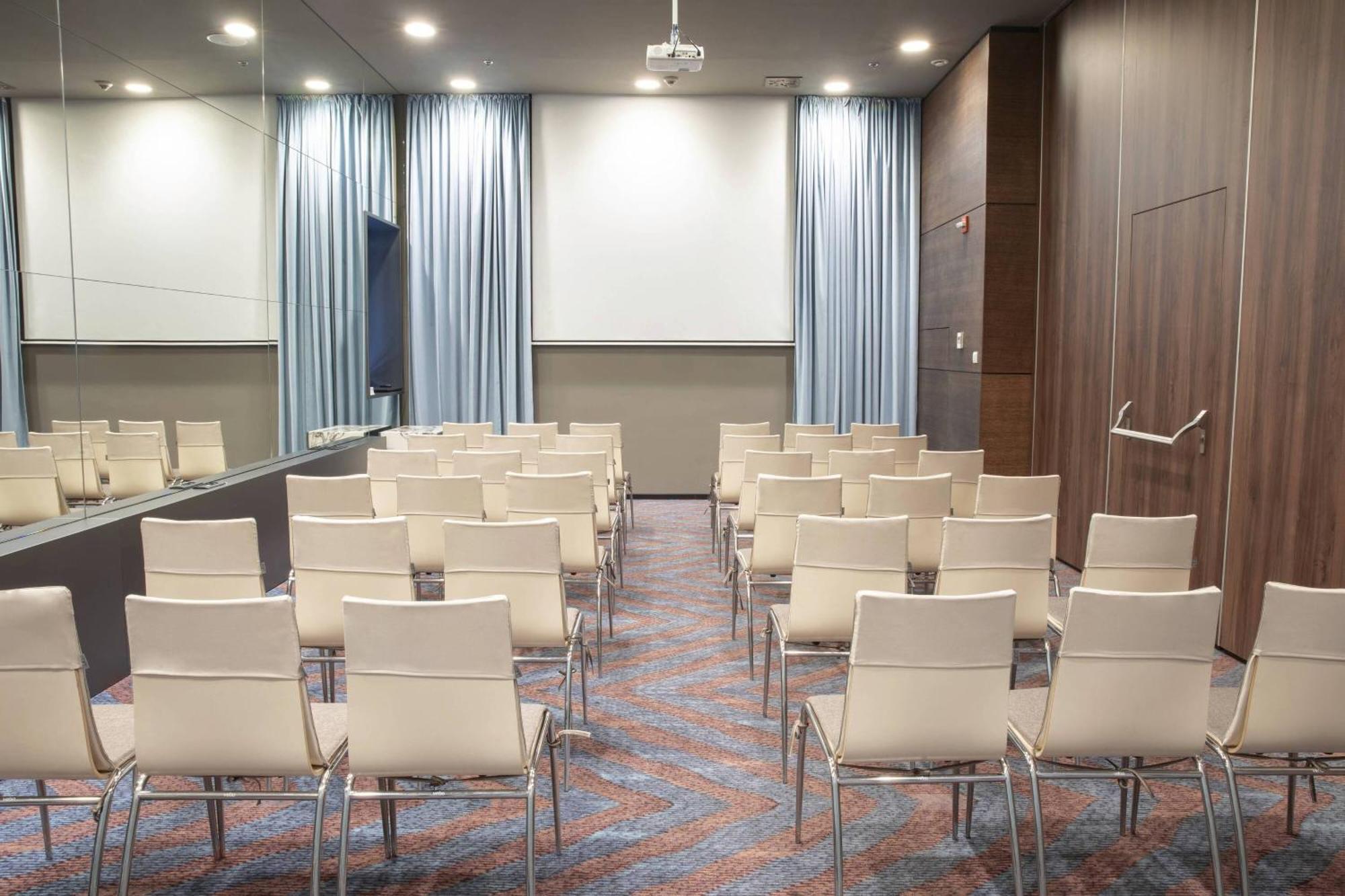 Courtyard By Marriott Sarajevo Hotell Eksteriør bilde