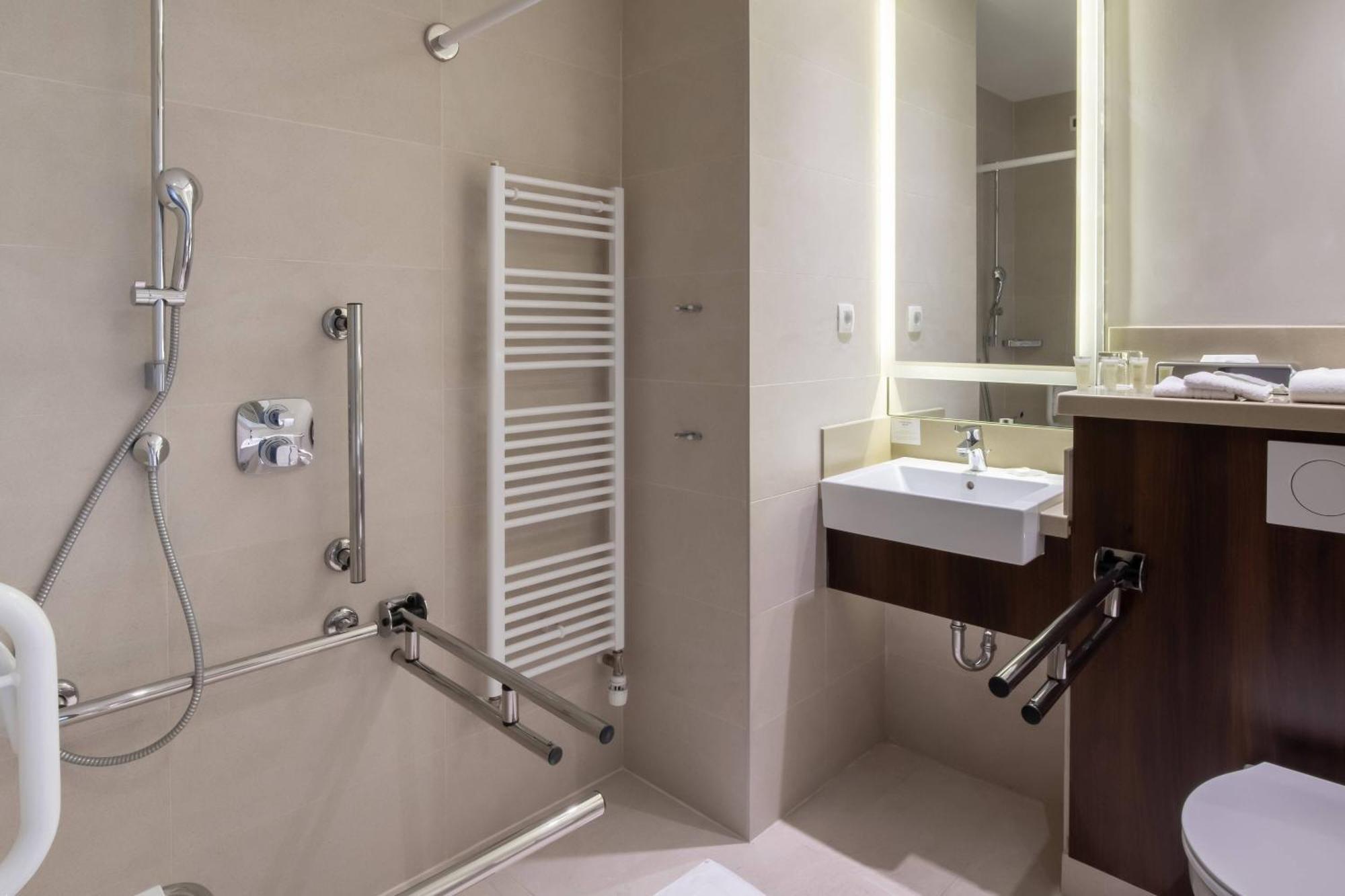 Courtyard By Marriott Sarajevo Hotell Eksteriør bilde